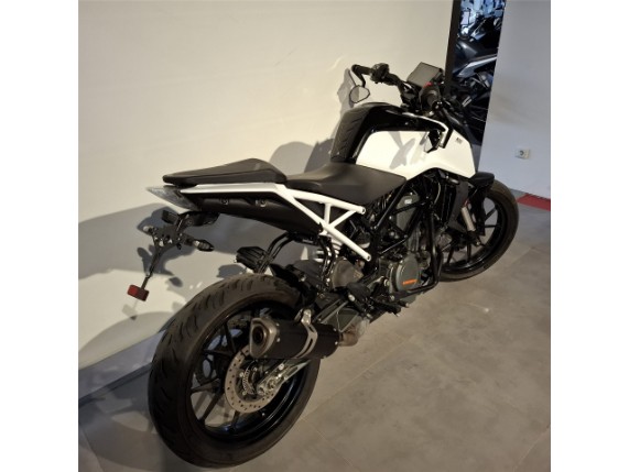 KTM 390 Duke 2021, 0024308