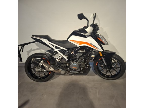 KTM 390 Duke 2021, VBKJPJ406MC233741