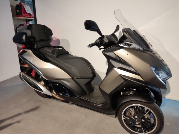 PEUGEOT Metropolis 400 SW NEUWERTIG, VGAX1AACBN0006120