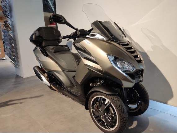 PEUGEOT Metropolis 400 SW NEUWERTIG, VGAX1AACBN0006120