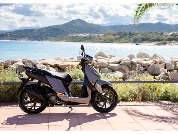 PEUGEOT Tweet 50 Leasing, ONLINE