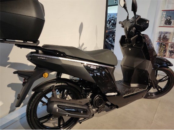 PEUGEOT Tweet 50 + Topcase Leasing, 0038016