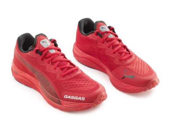 pho_gg_pw_pers_vs_3gg23005220x_team_shoes_front__sall__awsg__v1