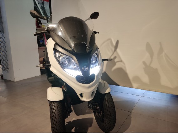 Piaggio MP3 300  HPE Sport  "TOP", 0037815