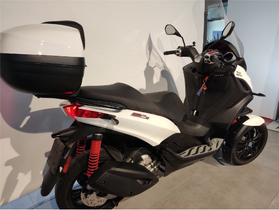 Piaggio MP3 300  HPE Sport  "TOP", 0037815