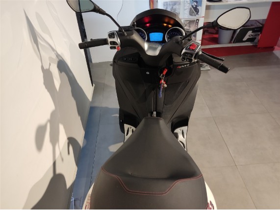 Piaggio MP3 300  HPE Sport  "TOP", 0037815