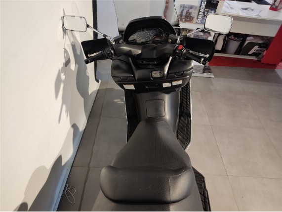 Suzuki Burgman 400, 0036117