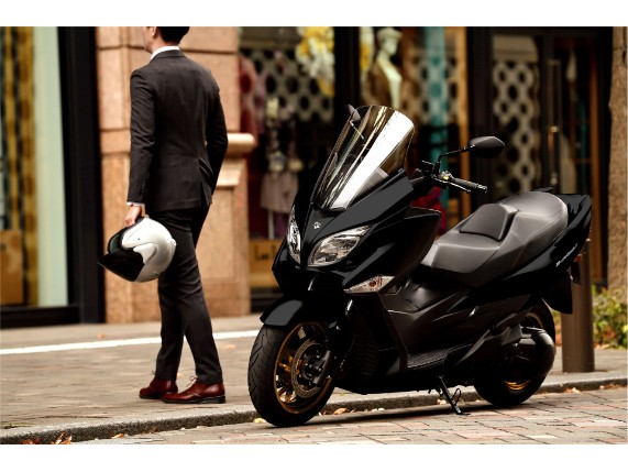 Suzuki Burgman 400 1929€ Preisvorteil, 0037913