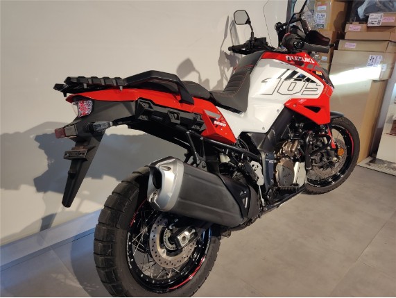 Suzuki DL1050 XT V-Strom,