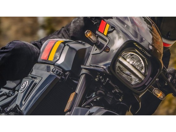 Suzuki GSX-8 TT Aktion, 0036850