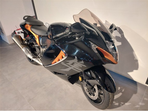 SUZUKI GSX1300RRQM2, JS1EJ11AZN7100016