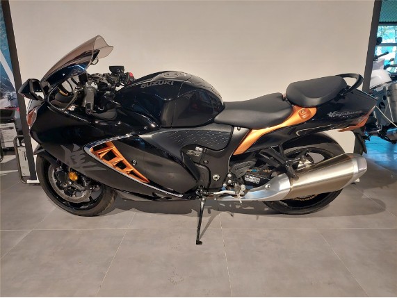 SUZUKI GSX1300RRQM2, JS1EJ11AZN7100016