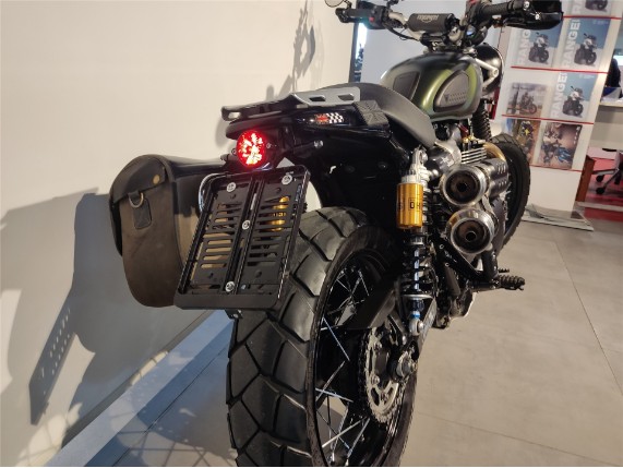 Triumph Street Scrambler UMBAU TOP, 0038044