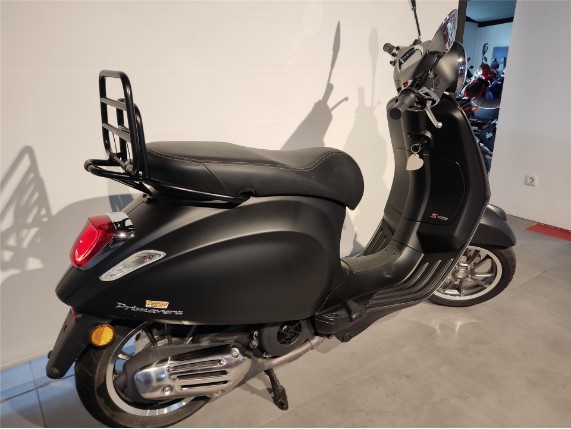 Vespa PRIMAVERA 125 S 1
