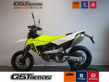 701 SUPERMOTO 2