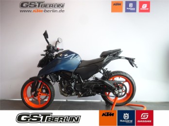 125 DUKE