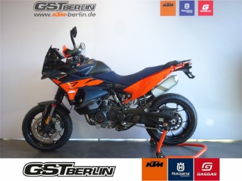 890 SMT