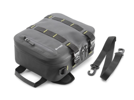 Convert-1200Wx1200H-PHO-HP-NMON-142074-A61312919044-Tank-bag-SALL-AWSG-V1