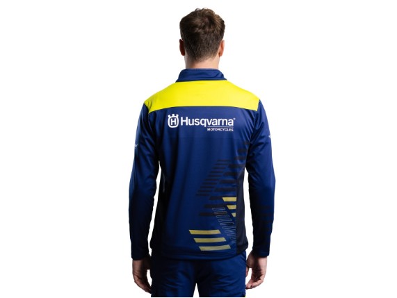 Convert-1200Wx1200H-PHO-HS-PERS-RS-3HS24003750X-TEAM-SOFTSHELL-JACKET-ONMODEL-BACK-SALL-AWSG-V1