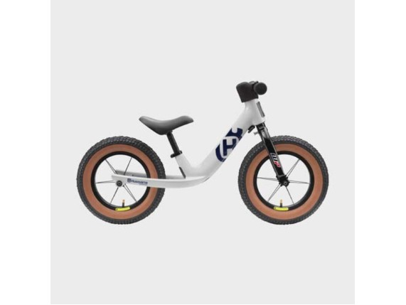 Convert-1200Wx1200H-PHO-HS-PERS-VS-139001-3HS24003530X-KIDS-TRAINING-BIKE-SALL-AWSG-V1
