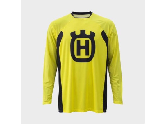 Convert-1200Wx1200H-PHO-HS-PERS-VS-139152-3HS24001640X-AUTHENTIC-SHIRT-YELLOW-FRONT-SALL-AWSG-V1