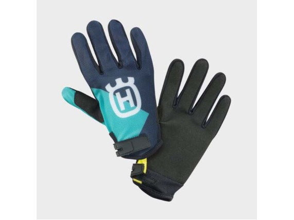 Convert-1200Wx1200H-PHO-HS-PERS-VS-139175-3HS24001790X-KIDS-RAILED-GLOVES-2-SALL-AWSG-V1