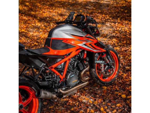 Crash-Bobbins-superduke-2-2