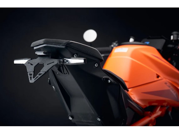 EVOTECH-2024-KTM-1390-SuperDuke-R-Tail-Tidy-L1050030_1000x1000
