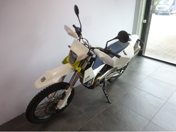 Husqvarna 701 ENDURO S