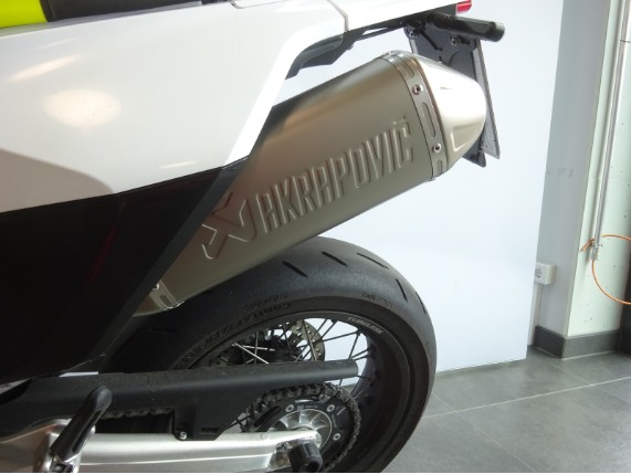 Husqvarna 701 SUPERMOTO 2