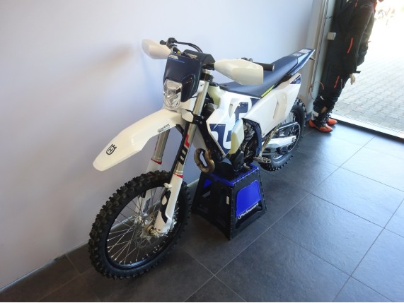 HUSQVARNA FE 450