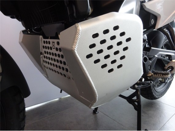 HUSQVARNA NORDEN 901 EXPEDITION, VBKUN6409RM890907