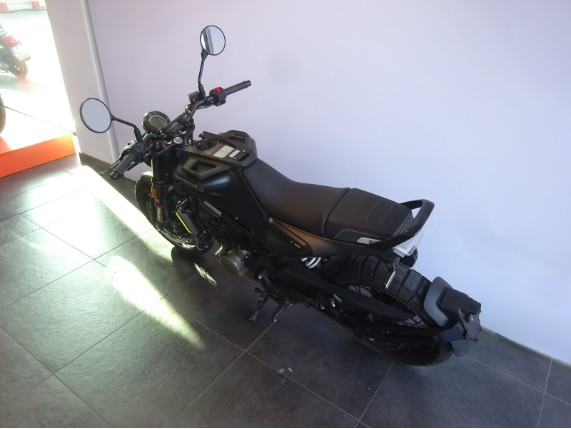 Husqvarna SVARTPILEN 125