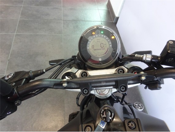 HUSQVARNA Svartpilen 401, 0013138