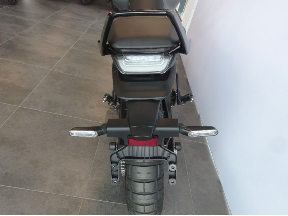 HUSQVARNA SVARTPILEN 401