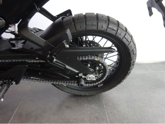 HUSQVARNA SVARTPILEN 401