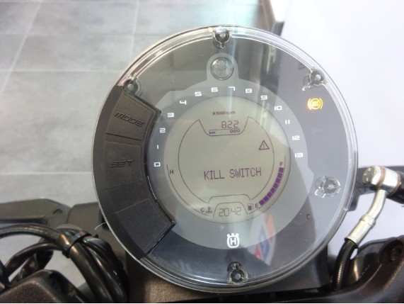 HUSQVARNA Vitpilen 401