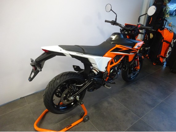KTM 125 SMC R