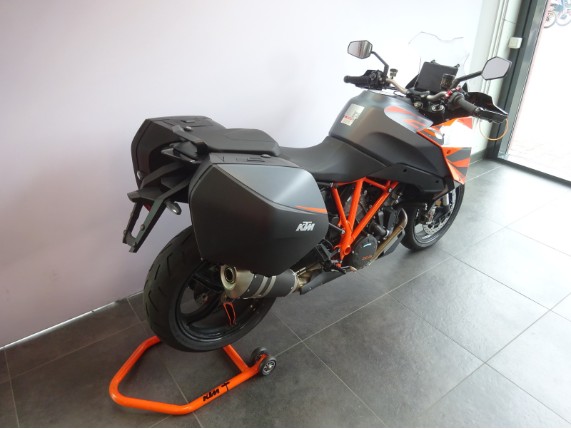 KTM 1290 SUPER DUKE GT
