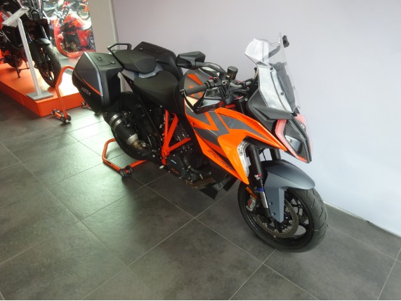 KTM 1290 SUPER DUKE GT