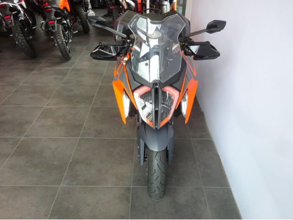 KTM 1290 SUPER DUKE GT