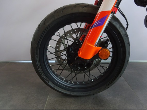 KTM 390 SMC R