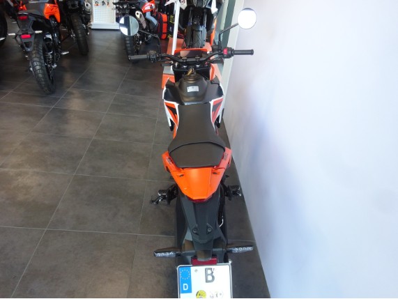 KTM 390 SMC R