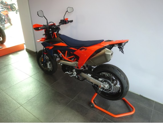 KTM 690 SMC R