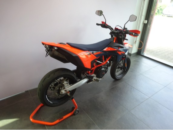 KTM 690 SMC R