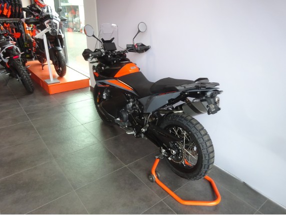 KTM 890 ADVENTURE BLACK