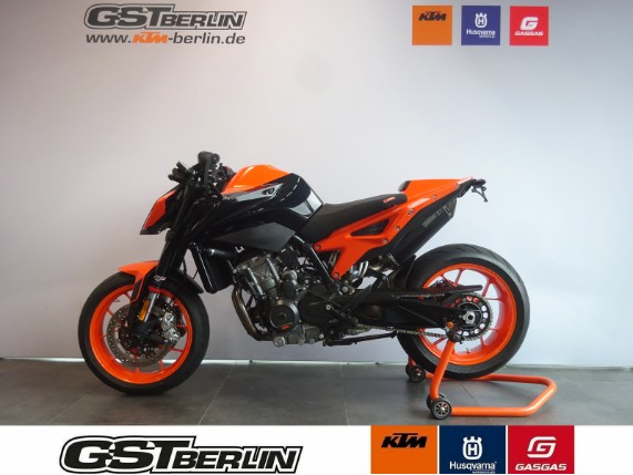 KTM 890 DUKE GP