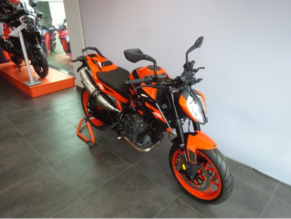 KTM 890 DUKE GP