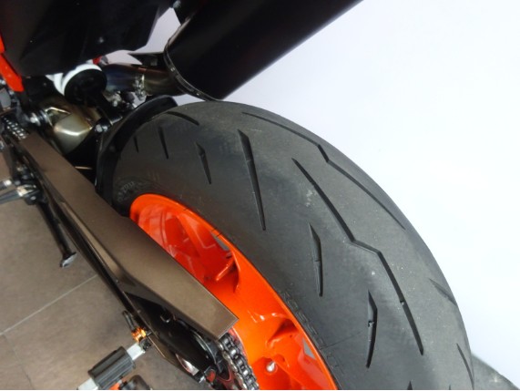 KTM 890 DUKE GP