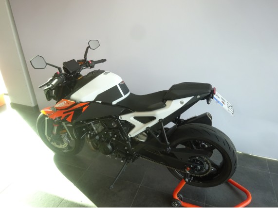 KTM 990 DUKE